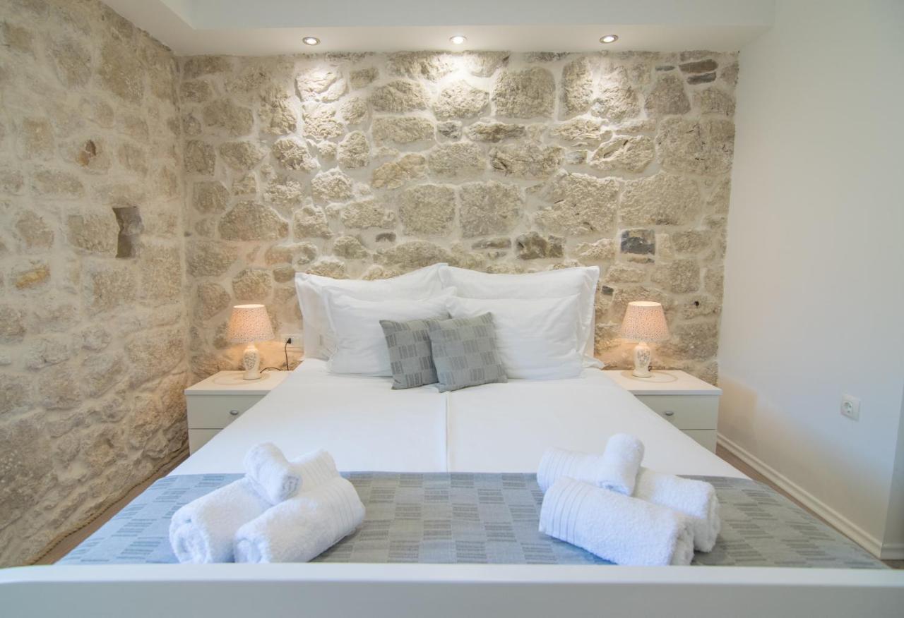 Villa Milena With Heated Pool And Jacuzzi Kostanje Eksteriør billede